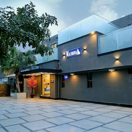 Hotel Mairona Gulberg Λαχόρη Εξωτερικό φωτογραφία