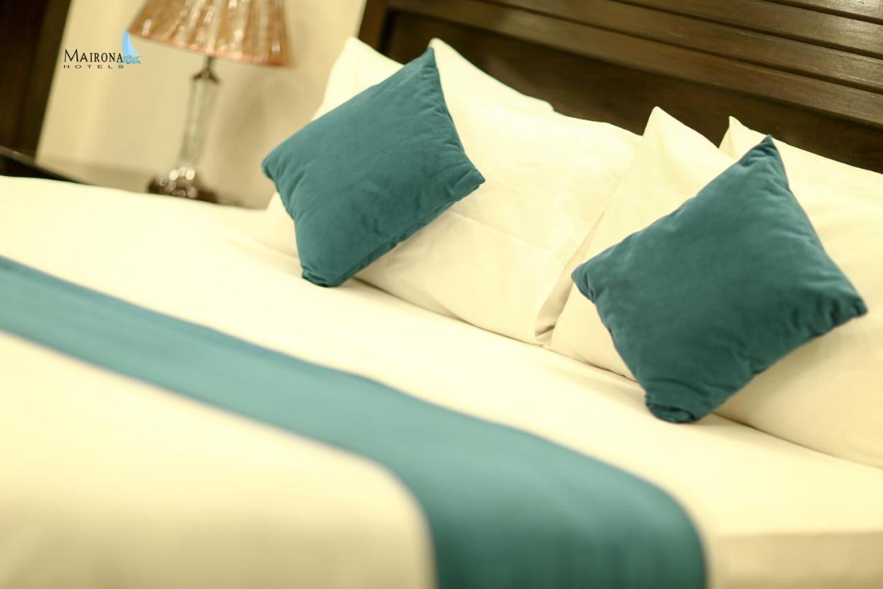Hotel Mairona Gulberg Λαχόρη Εξωτερικό φωτογραφία