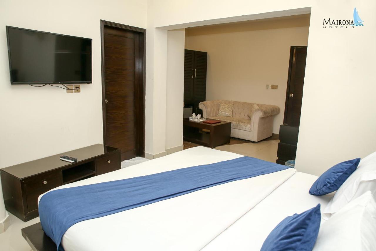 Hotel Mairona Gulberg Λαχόρη Εξωτερικό φωτογραφία