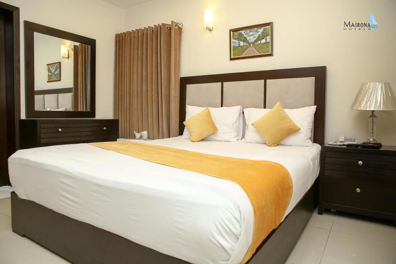 Hotel Mairona Gulberg Λαχόρη Εξωτερικό φωτογραφία
