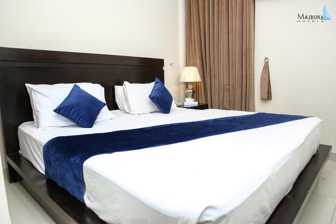 Hotel Mairona Gulberg Λαχόρη Εξωτερικό φωτογραφία